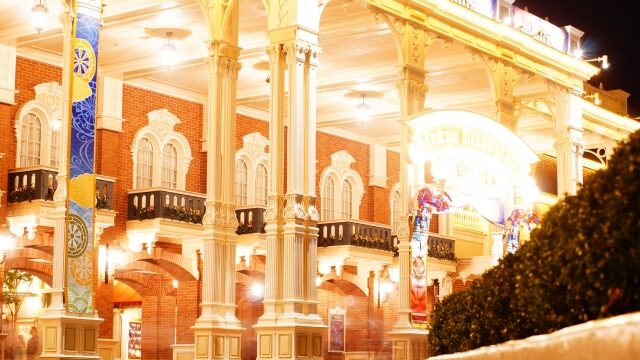 世界観デザインを用いているディズニーランド